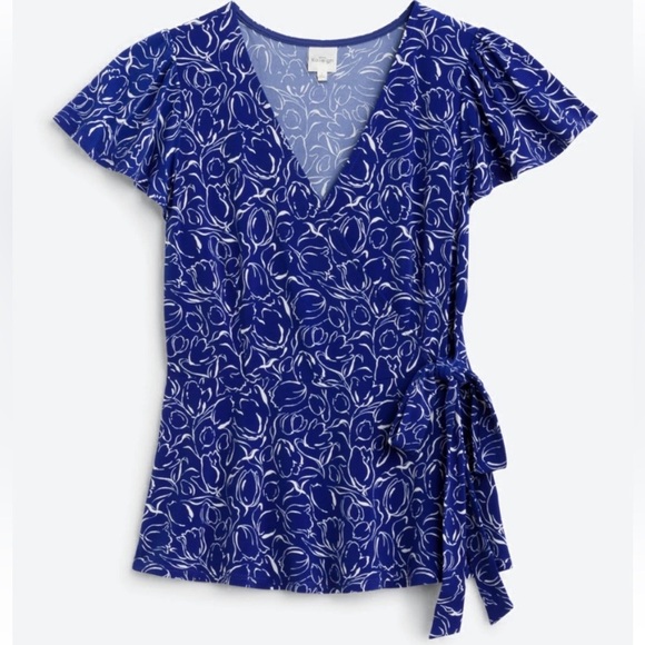 Kaileigh Tops - Kaileigh Miranda Side Tie Knit Top XXL. Navy and white.